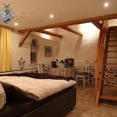 Alpen-Suite Riezlern Room photo