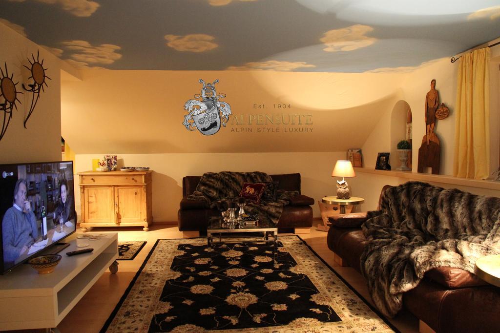 Alpen-suite Apartment