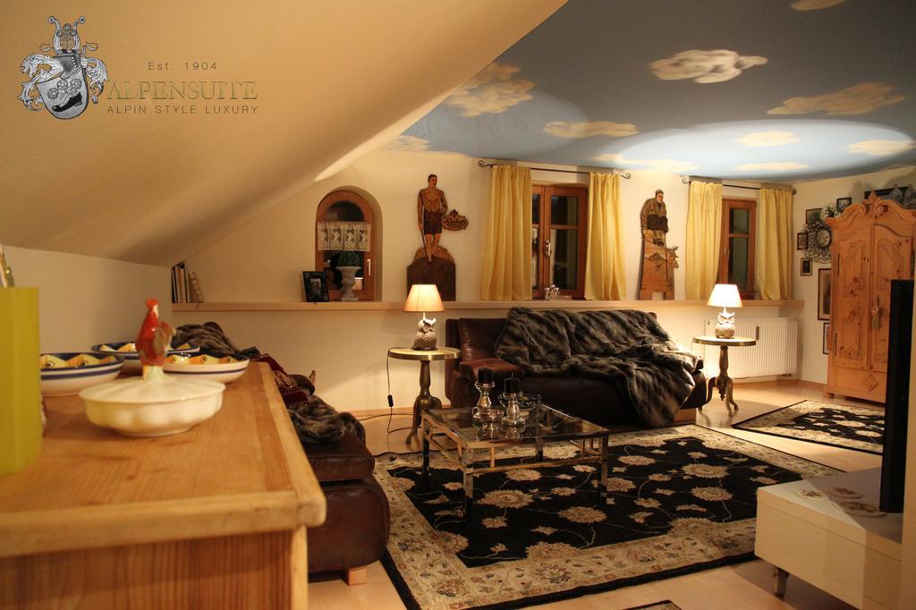 Alpen-suite Apartment *