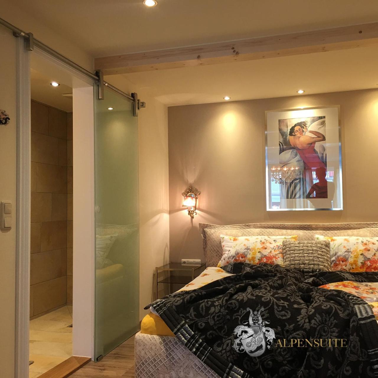 Alpen-suite Apartment